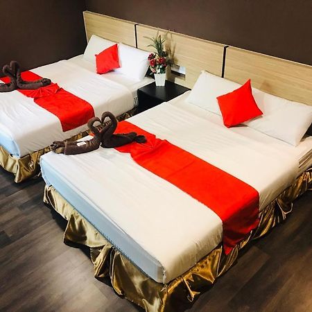 Highway Times Inn Hotel Ипох Екстериор снимка
